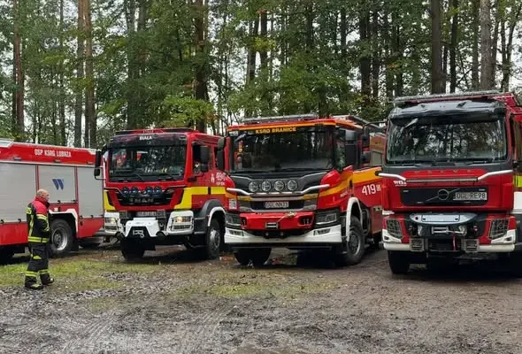 Strażacy z OSP Branice ćwiczą w lasach pod Prudnikiem