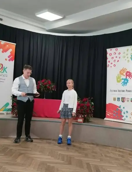 Uczennice z Branic na XXIV Festiwalu Kultury Powiatowej w Kietrzu