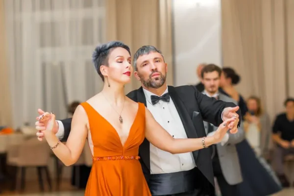 Taniec towarzyski w Kietrzu – nowe zajęcia w Tkalni od października